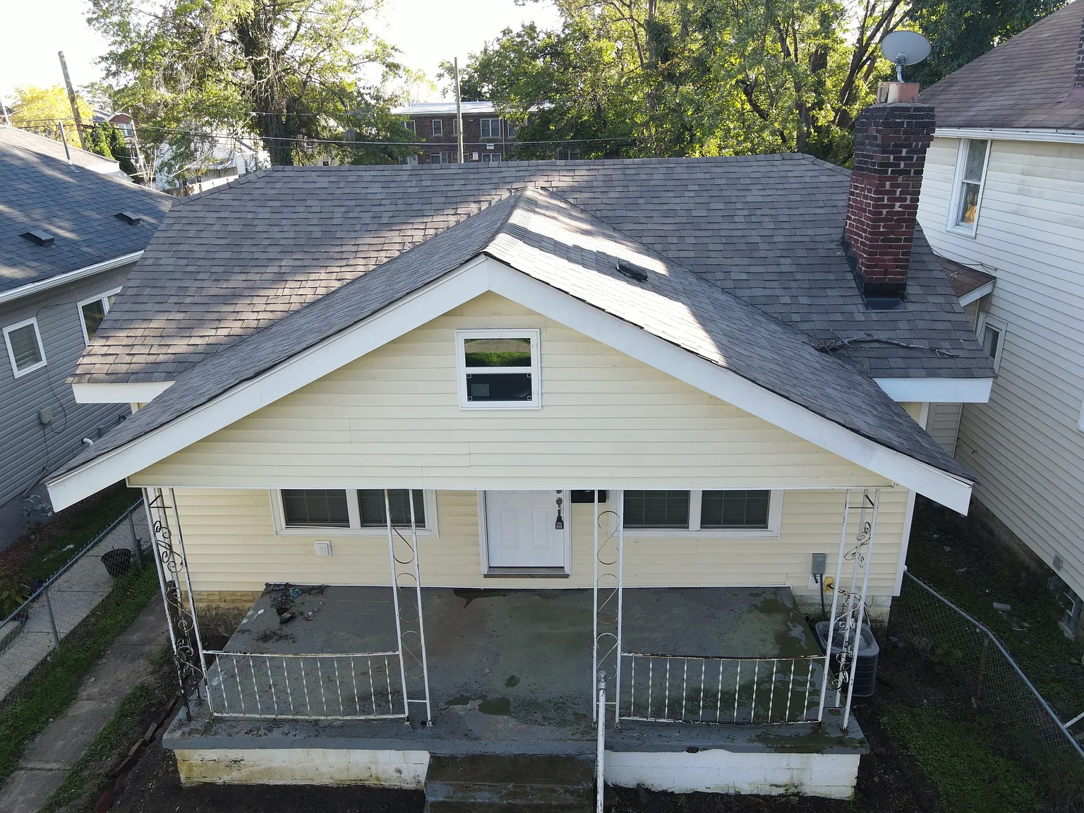 1193 E 16th Ave — Photo 1