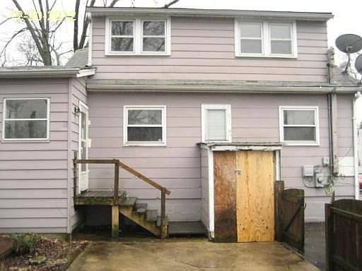 3rd image of 10430 W Palmer Ave
