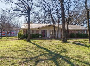 5828 Conveyor Dr, Cleburne, TX 76031
