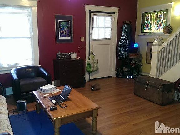 4th image of 3651 Russell Ave