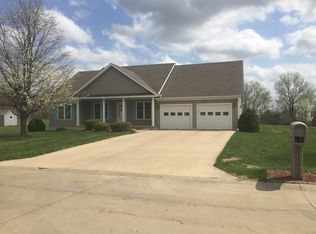 1805 Meadow View Dr, Kirksville, MO 63501