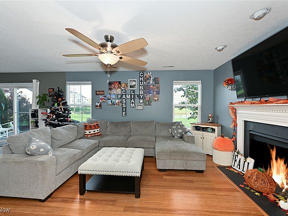 5th image of 6528 Morning Glory Ln
