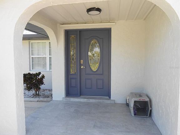 2nd image of 711 Forest Hill Ln