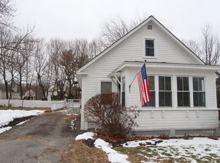 23 Chestnut St, Gardiner, ME 04345