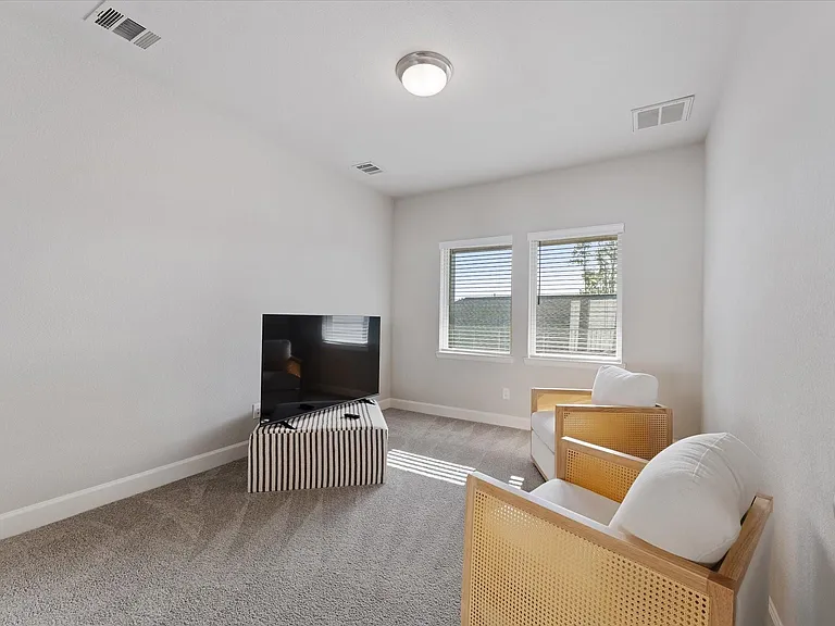 13055 Soaring Forest Dr — Photo 25