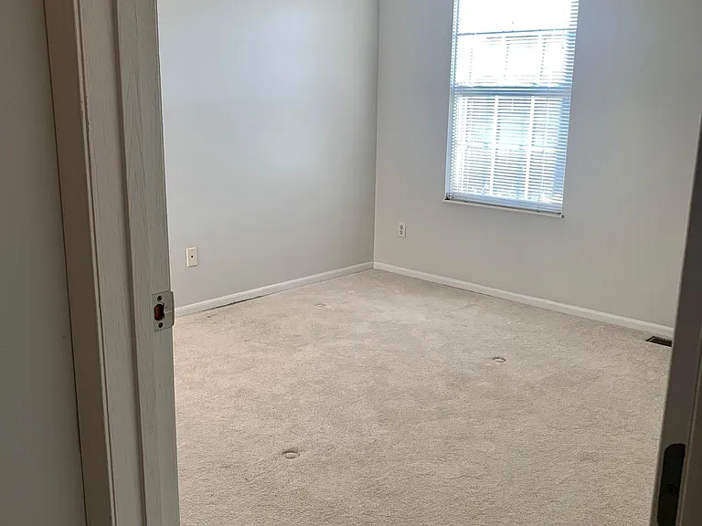 724 Parkgrove Way — Photo 13
