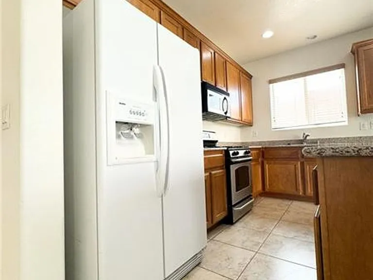 6596 Polonius Ct — Photo 12