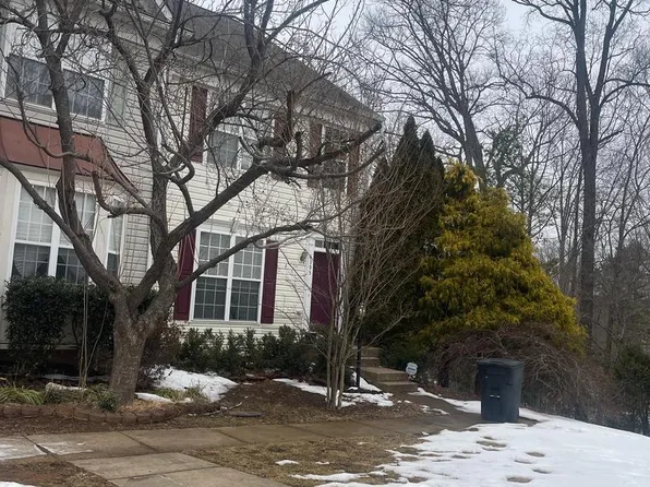 4395 Torrence Pl, Woodbridge, VA 22193