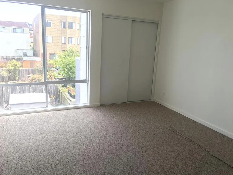 1314 43rd Ave #4A — Photo 3