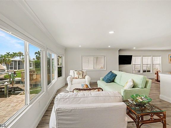 3rd image of 11181 Azalea Ln