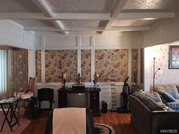 3rd image of 100 Hagen St