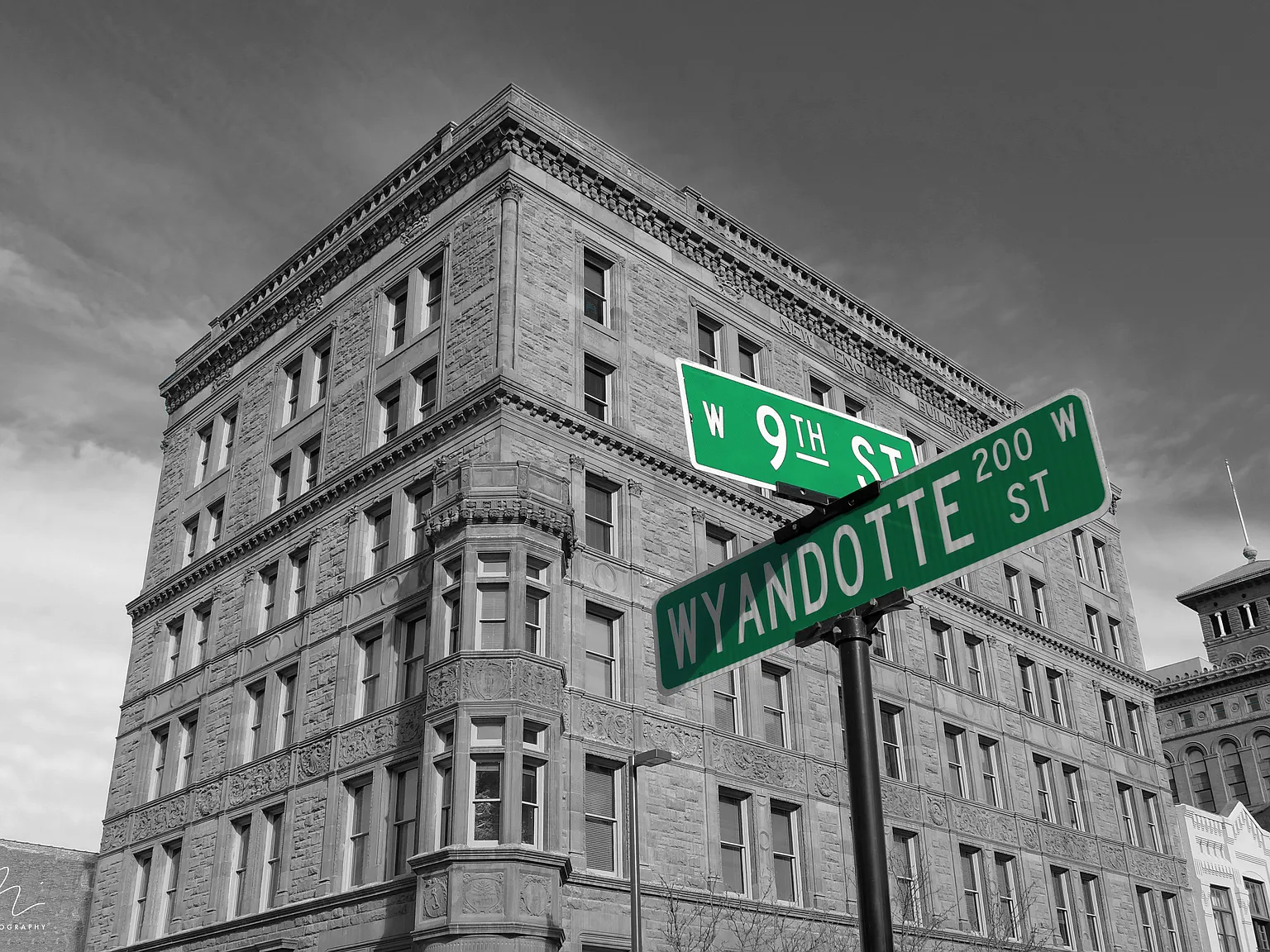 The New England — Photo 3