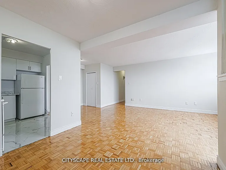 1442 Lawrence Ave W #816 — Photo 6