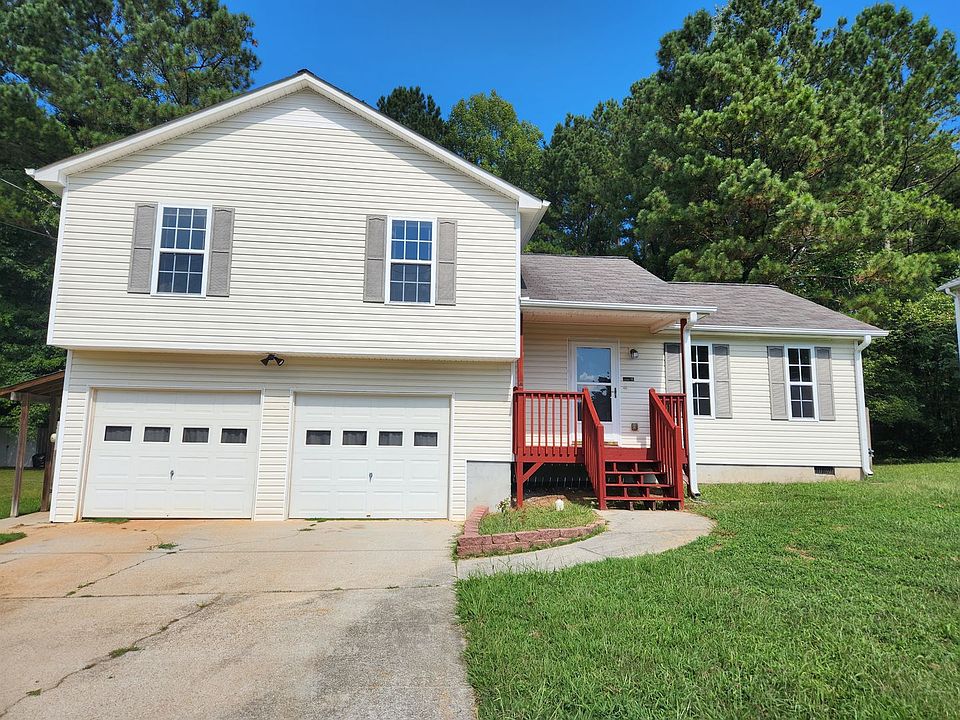 1st image of 409 River Trace Dr