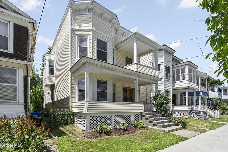 2nd image of 8 Stanwix Street