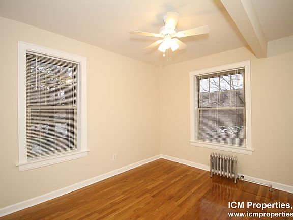3rd image of 1601 W Berteau Ave #16152