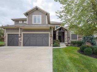 16437 Knox St, Overland Park, KS 66085