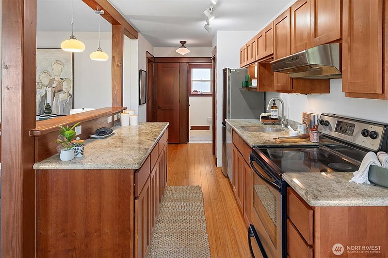 4th image of 461 N 45th Street Unit 6