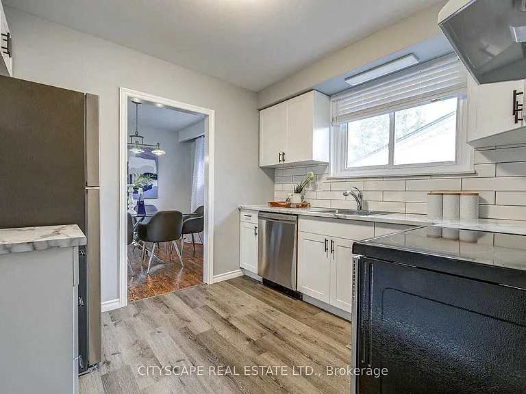 110 Clements Rd E — Photo 6