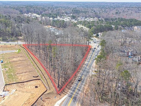 4th image of 5646 Covington Hwy #1
