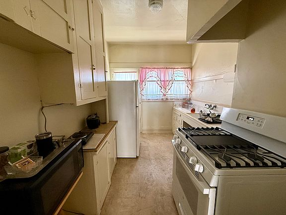3rd image of 60 Lime Ave #9