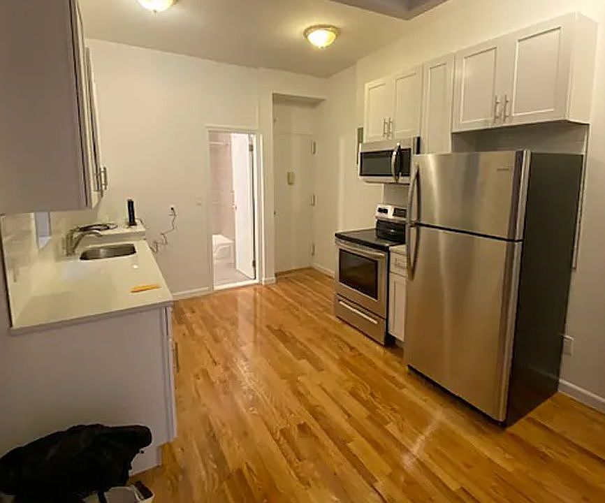 1st image of 406 W 48th St APT 5FE