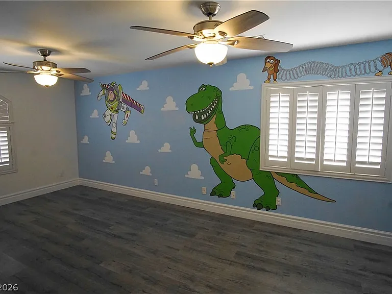 9682 Driftwood Island Ct — Photo 12