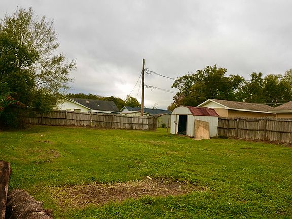 5th image of 808 Georgia Ave
