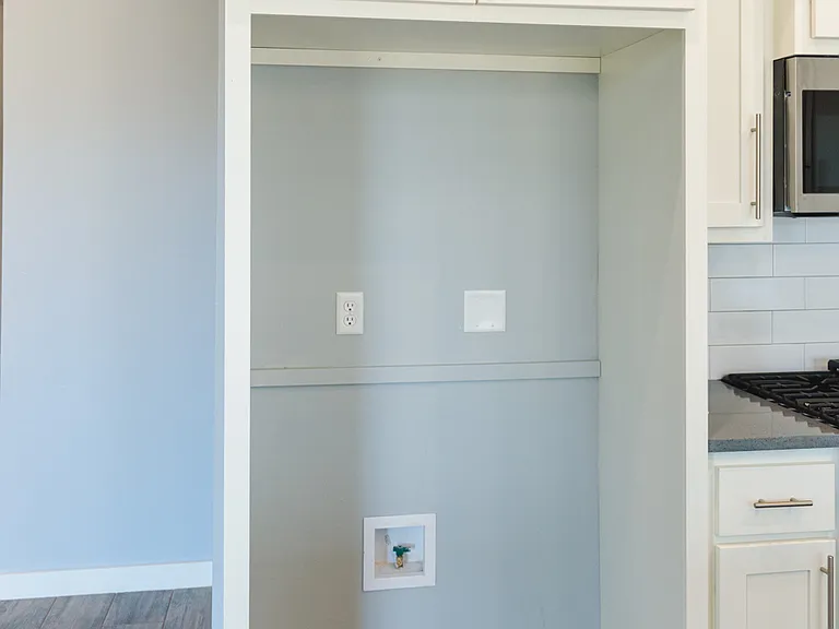 512 Remington Ave — Photo 16