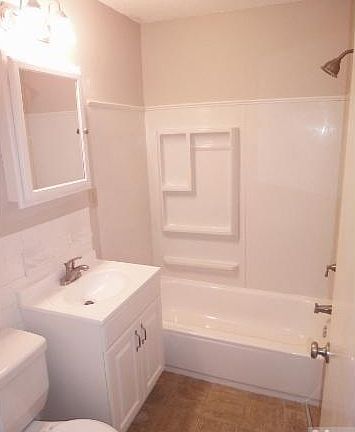 2nd image of 2618 E 24th St
