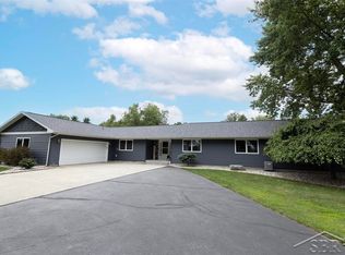 9211 N Union Rd, Saint Louis, MI 48880