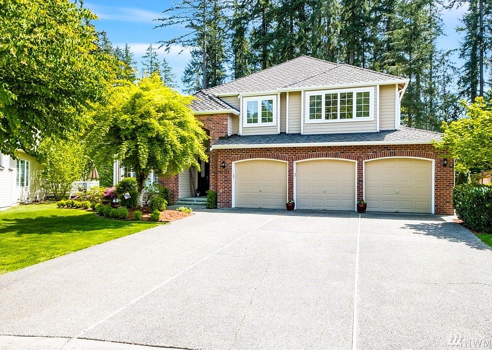 1st image of 22739 SE 27th St