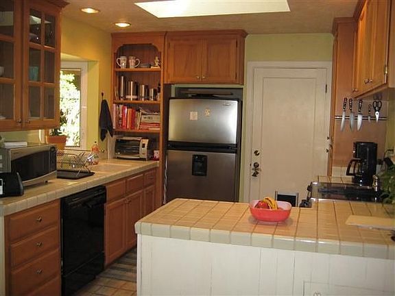 5th image of 690 Mendocino Dr