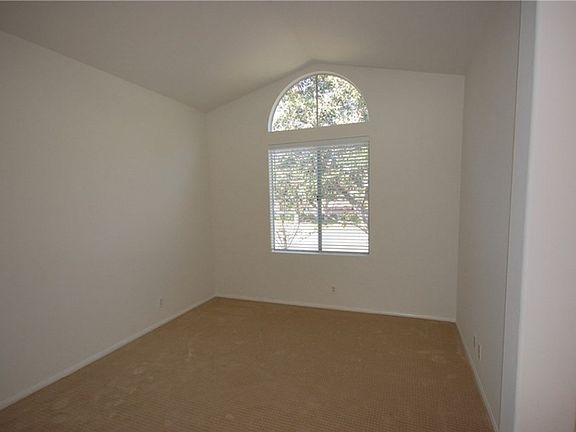 5th image of 310 Marinella Aisle