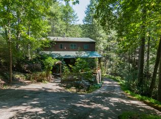 361 Mill Trace Ct, Cleveland, GA 30528