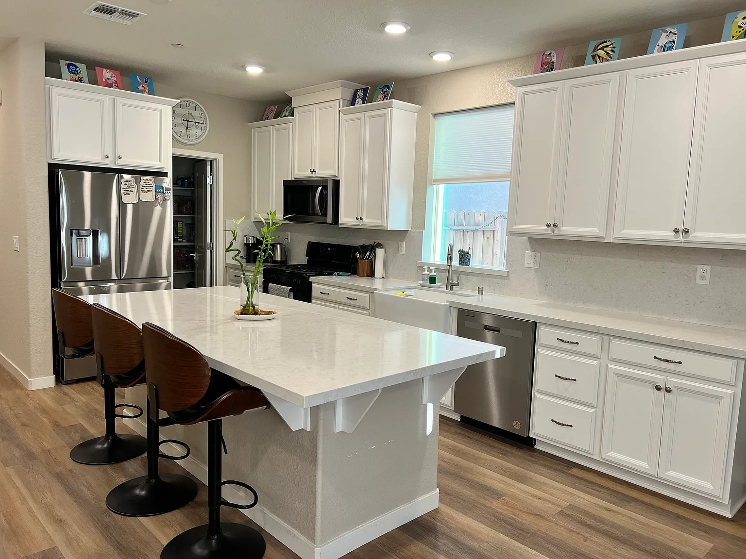 4 bed, 2225 sqft, $3,400 — Photo 4