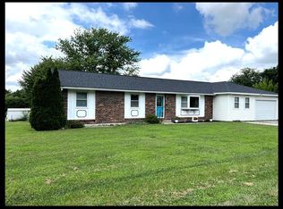 1105 Benton Dr, Macon, MO 63552