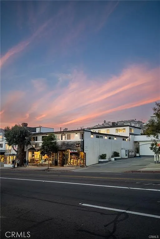 577 Ramona Ave — Photo 1