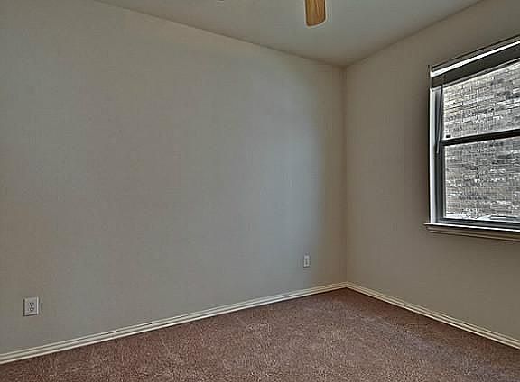 5th image of 5712 Mariposa Dr