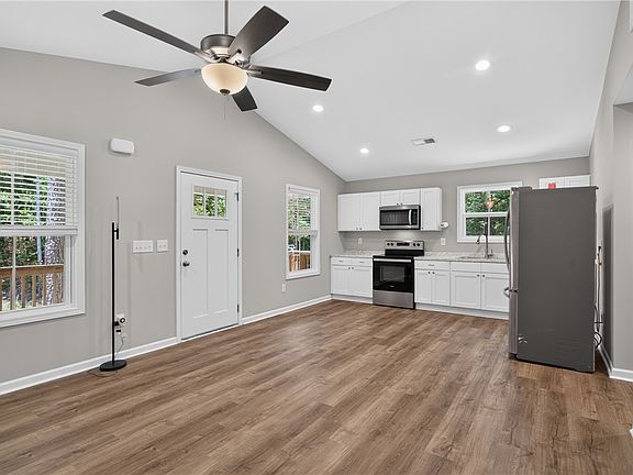 5th image of 215 Tallulah Dr
