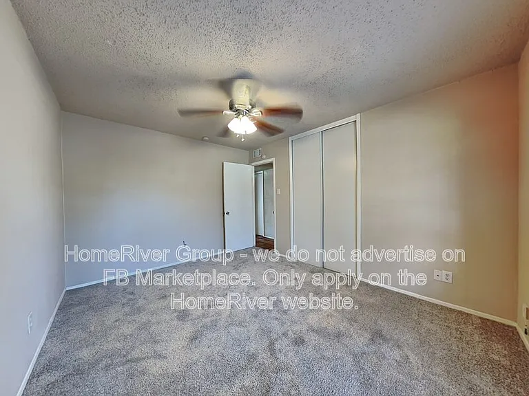 1402 Fair Oaks Blvd — Photo 14