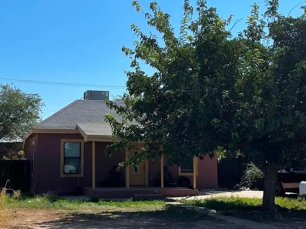 809 S 2nd St, Artesia, NM 88210