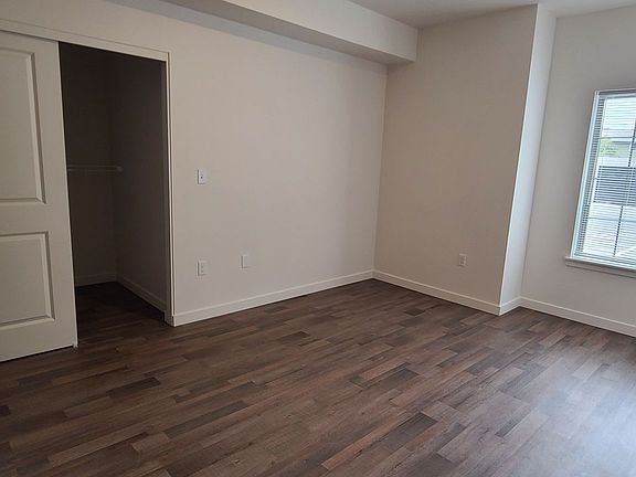 5th image of 1306 N Springbrook Rd #A107