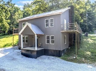 335 Hillside St, Olive Hill, KY 41164