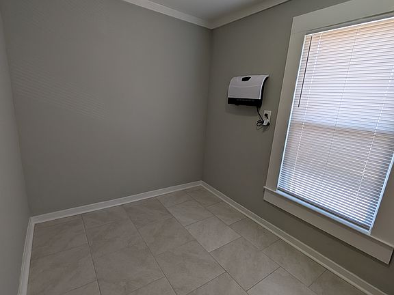 4th image of 1206 S Salisbury St APT G