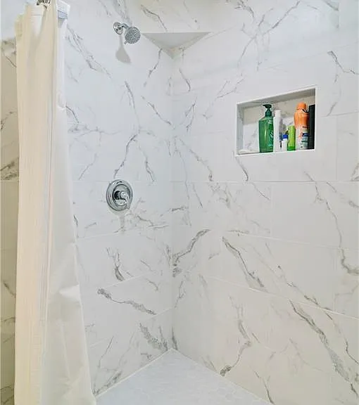 220 Indian Hills Ct — Photo 25