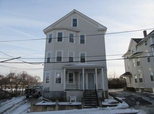 18 Hendricks St, Central Falls, RI 02863