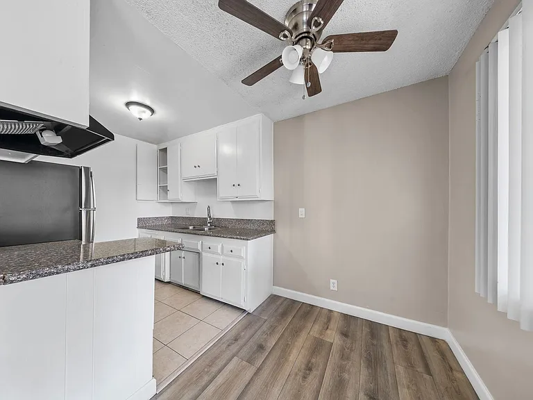 709 E. 3rd St. — Photo 5