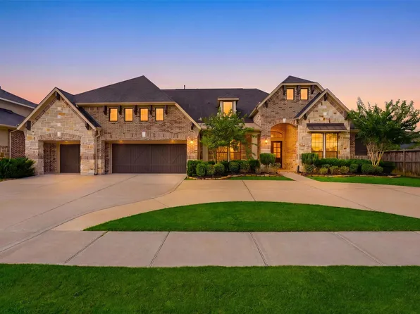 4715 Lake Crest Dr, Fulshear, TX 77441