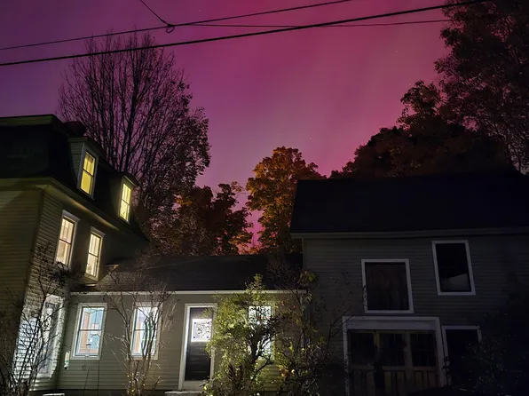 (undisclosed Address), Farmington, NH 03835